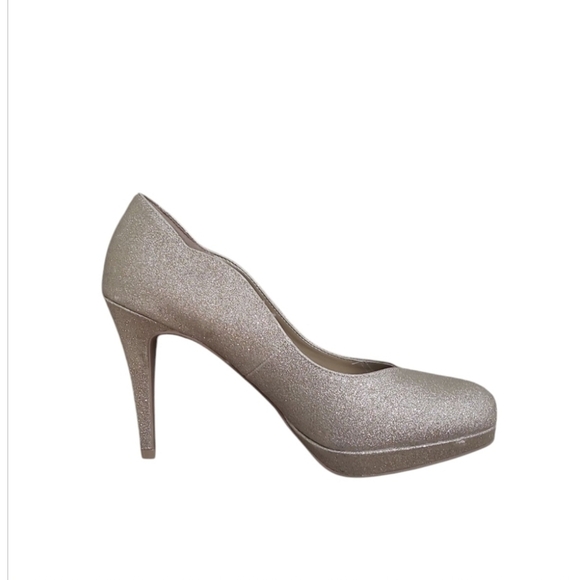 Fioni Pumps Glitter Slip On Heels Gold Size 7 1/2 - Picture 15 of 16